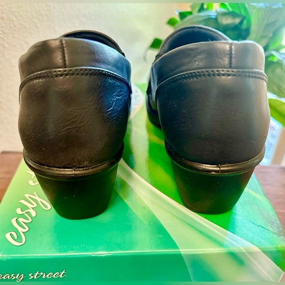 Easy Street Comfort Slip-On Shoes | Women’s 11M | Dark Navy (Near Black) | NWT - Picture 8 of 9